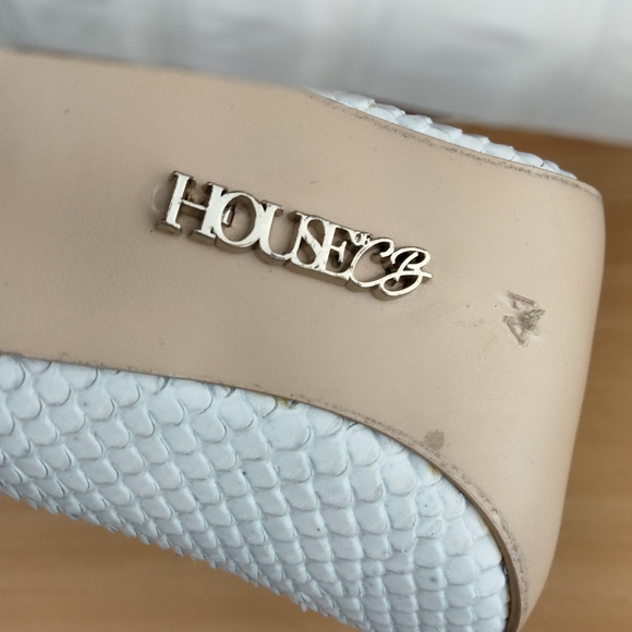 NWT House of CB London 5" Python Pointy Toe Pumps in White Sz. 41 / 9 - Picture 11 of 13